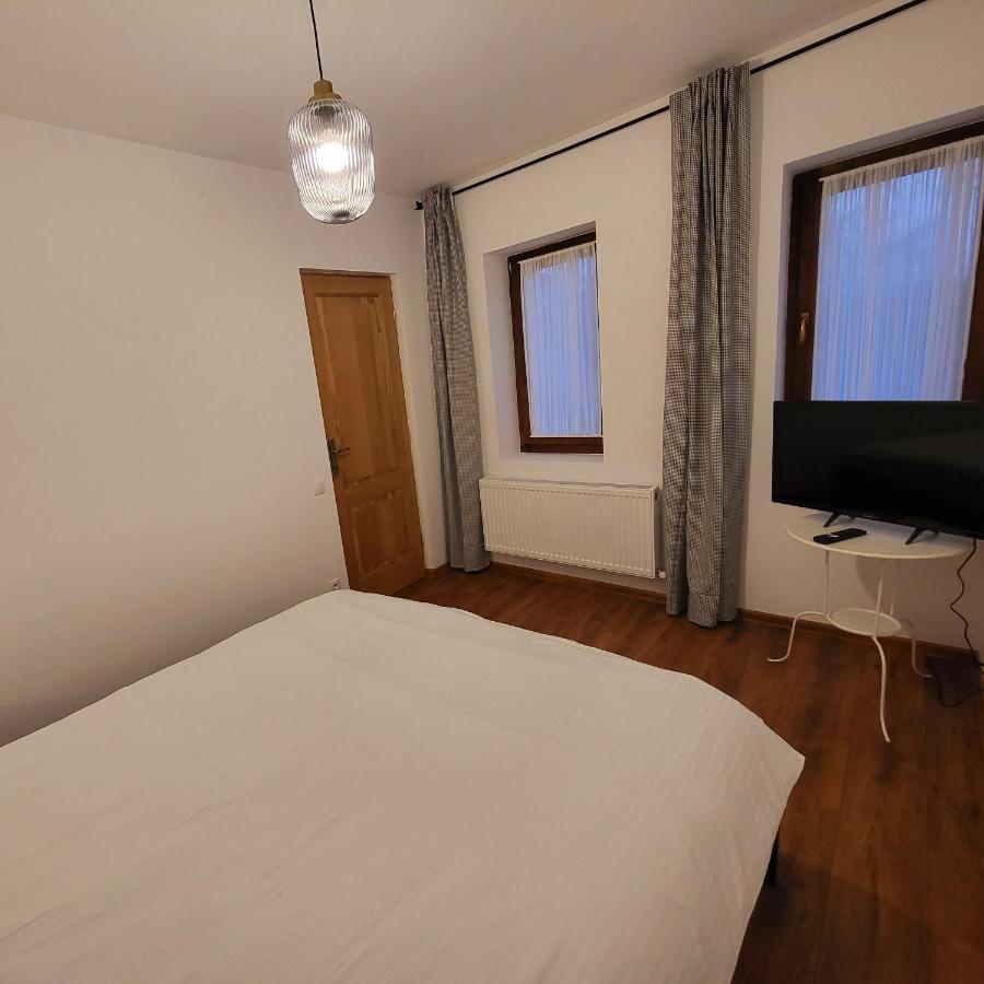 Old Town Apartament Apartment Targoviste Exterior foto