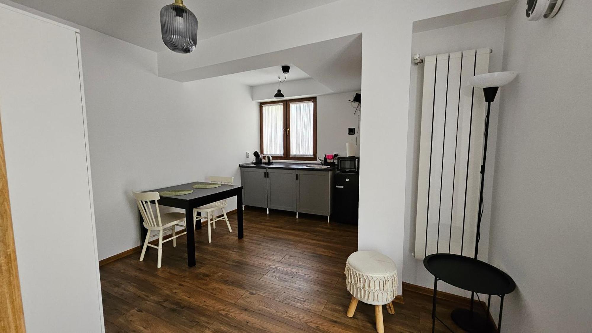 Old Town Apartament Apartment Targoviste Exterior foto